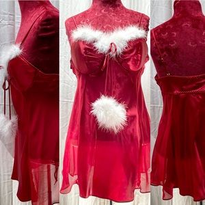 Red sexy short nightgown with Ostrich Feathers